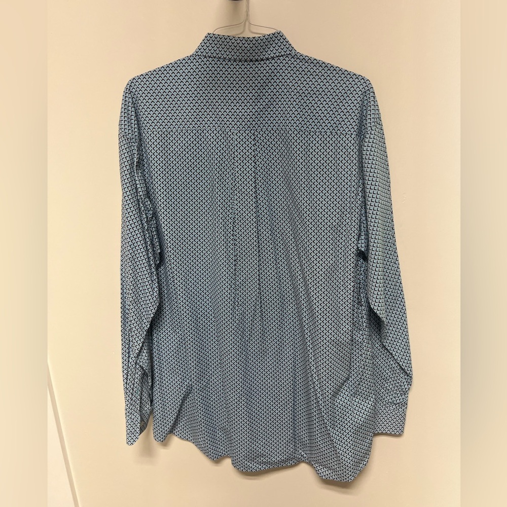 Cinch button down - Picture 3 of 4